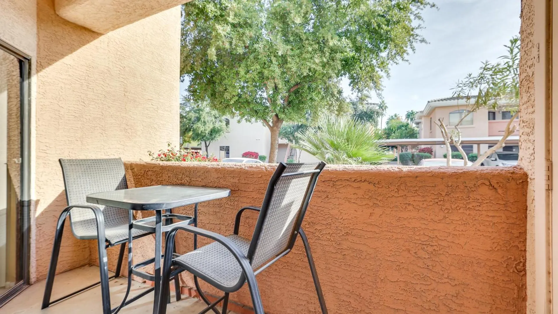 Bright Phoenix Condo - 3 Mi To State Farm Stadium! United States